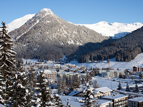 Davos Alps Switzerland_crop